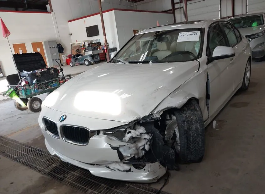 2015 Bmw 320i Used VIN WBA3B1C55FK141421 – front exterior 2015 Bmw 320i Used VIN WBA3B1C55FK141421 – front exterior