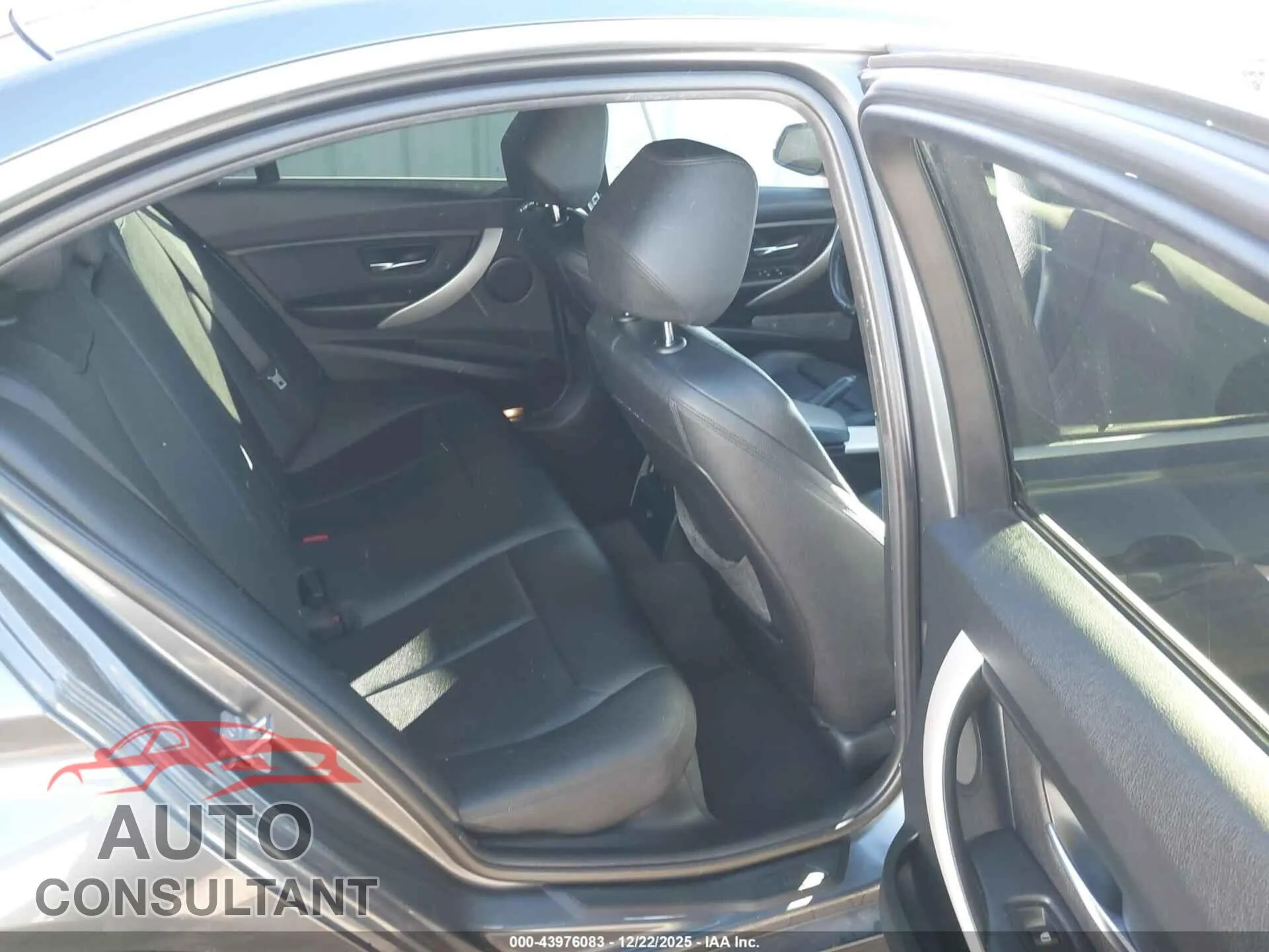 2015 BMW 320I Damaged VIN WBA3B1G53FNN91366 – undercarriage