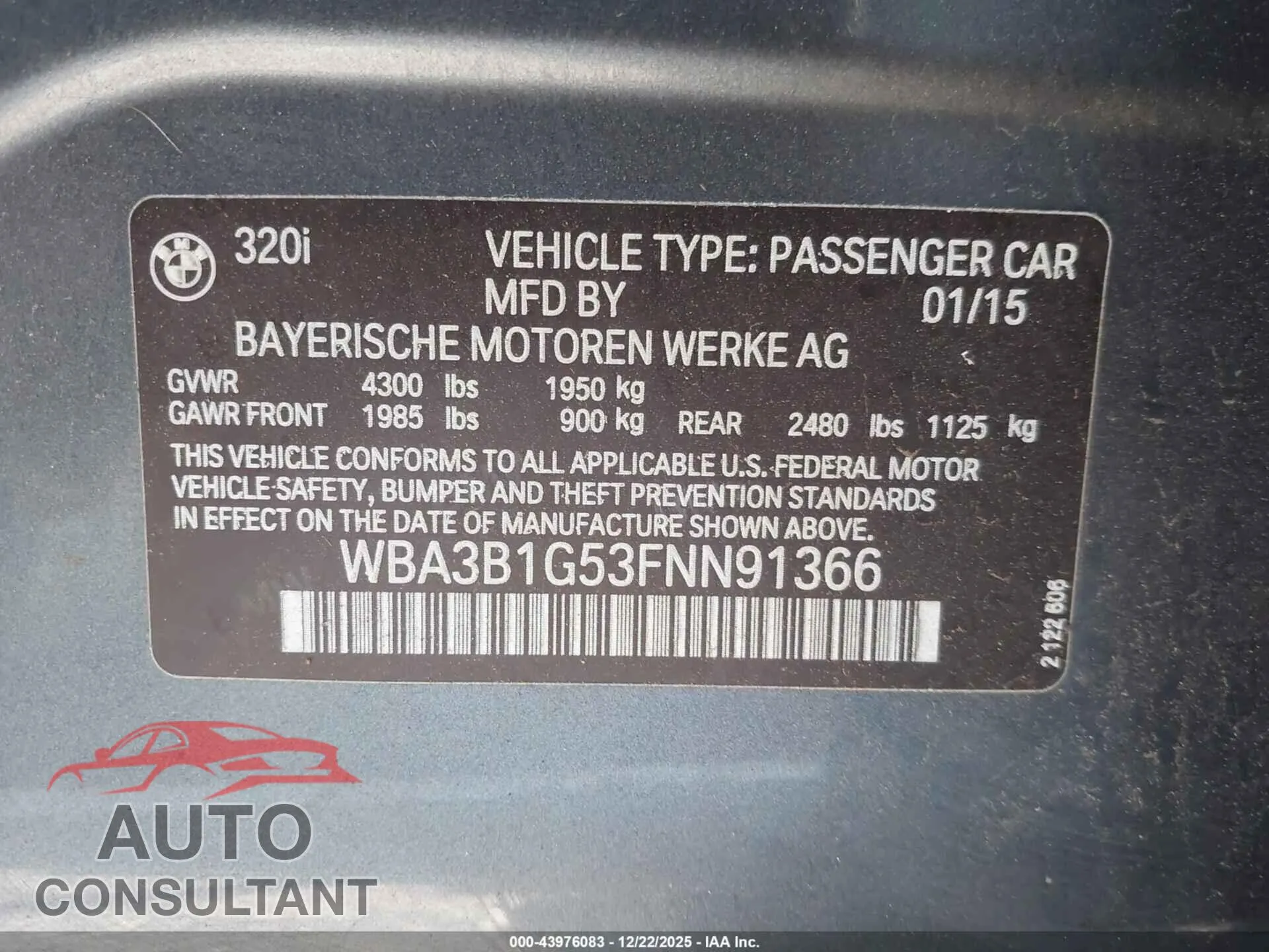2015 BMW 320I Damaged VIN WBA3B1G53FNN91366 – trunk area