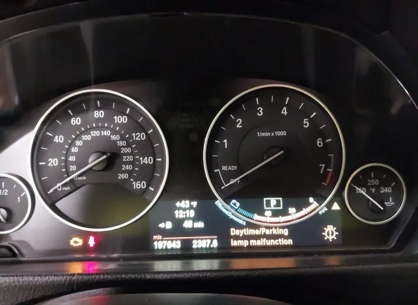 2013 BMW 328i Used VIN WBA3B3C55DF541061 – photo 17