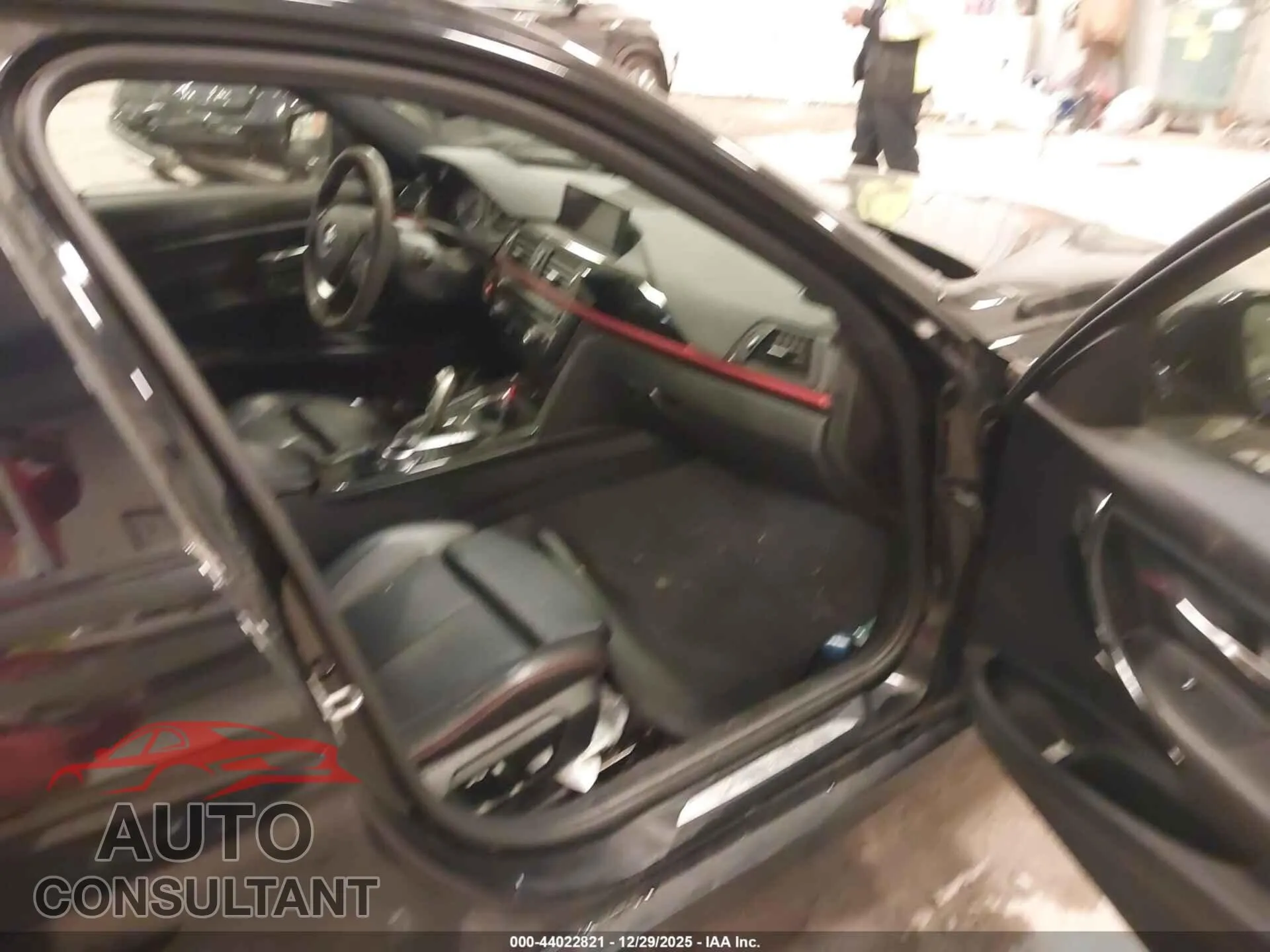 2014 BMW 328I Damaged VIN WBA3B3G57ENR83115 – interior seats