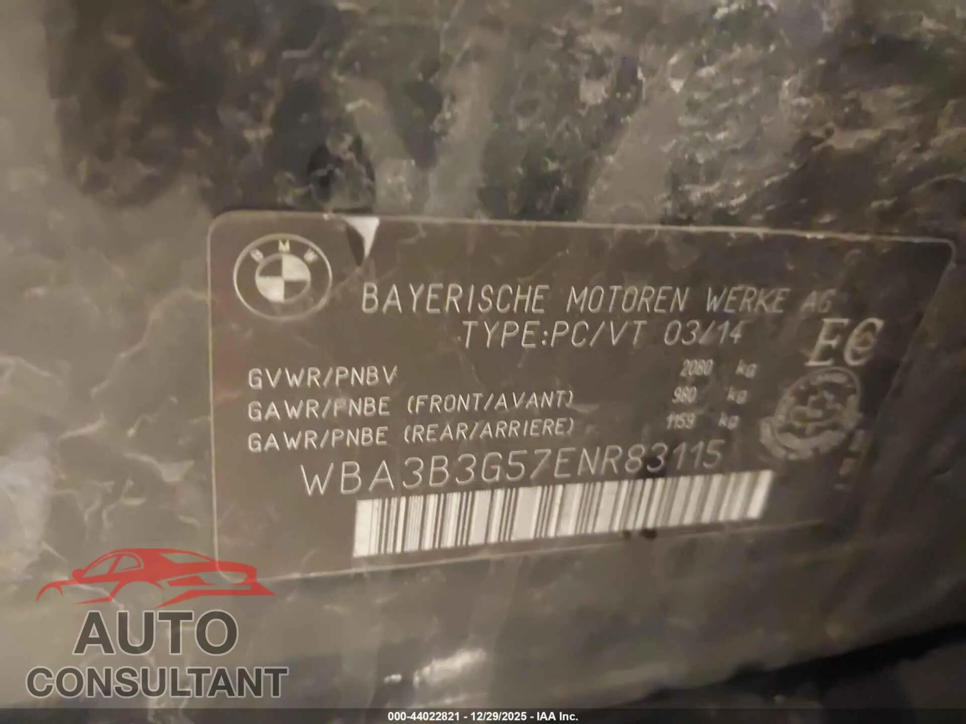 2014 BMW 328I Damaged VIN WBA3B3G57ENR83115 – trunk area