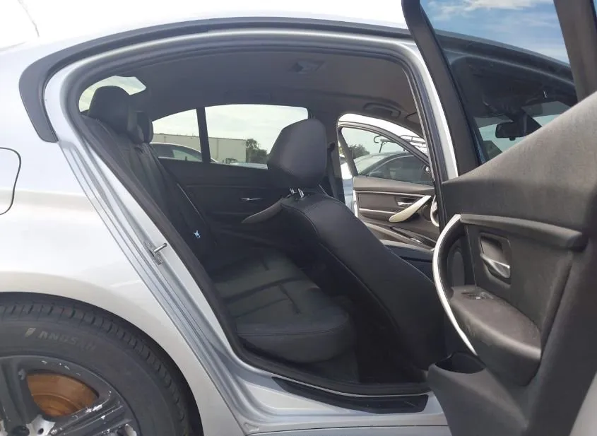 2015 BMW 320i Used VIN WBA3C3C58FP664119 – interior seats