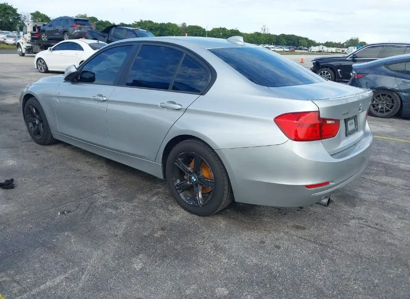2015 BMW 320i Used VIN WBA3C3C58FP664119 – photo 11