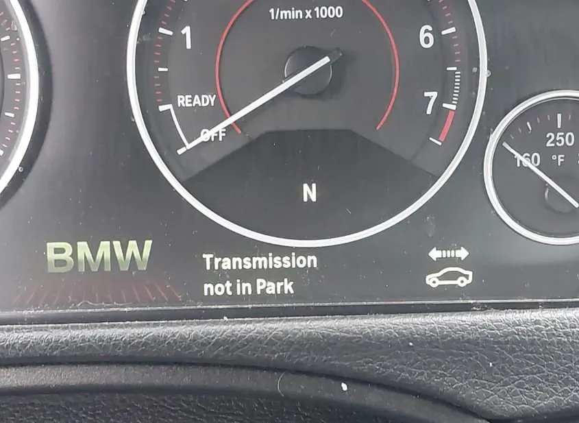 2015 BMW 428i Damaged VIN WBA3V7C54FP771718 – photo 14 2015 BMW 428i Damaged VIN WBA3V7C54FP771718 – photo 14