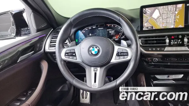 2022 BMW X4 (G02) xDrive M40i Sold VIN WBA41DT01N9N39583 – trunk area