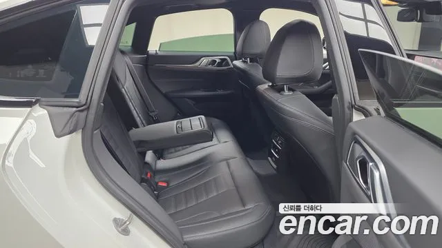 2025 BMW 4 Series (G22) 420i M Sport Pro Gran Coupe Sold VIN WBA41FB03SFU70776 – interior seats