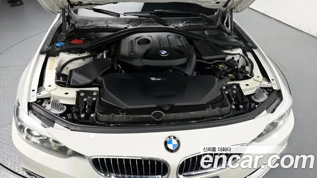 2018 BMW 4 Series (F32) 420i Luxury GranCoupe Sold VIN WBA4H3107JBM41895 – interior seats