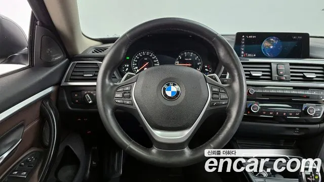 2021 BMW 4 Series (F32) 420i Luxury GranCoupe Sold VIN WBA4H3108MCF20820 – side profile
