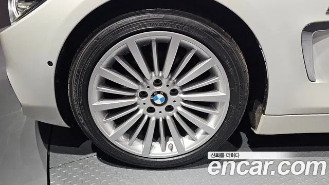 2018 BMW 4Series (F32) 420i Luxury GranCoupe Sold VIN WBA4H3109JBH09588 – photo 11