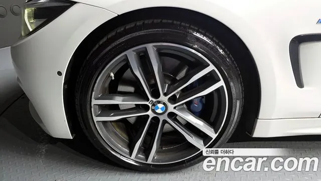 2018 BMW 4Series (F32) 430i M Sport Convertible Sold VIN WBA4Z1100JEA51546 – exterior detail