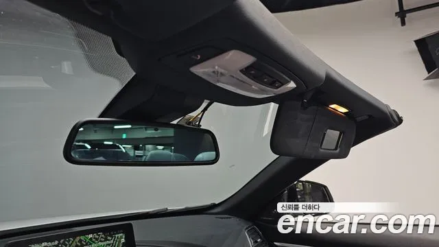 2018 BMW 4 Series (F32) 430i M Sport Convertible Sold VIN WBA4Z1102JEA51094 – trunk area