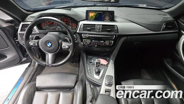 2018 BMW 4 Series (F32) 430i M Sport Convertible Sold VIN WBA4Z110XJEA51537 – photo 13