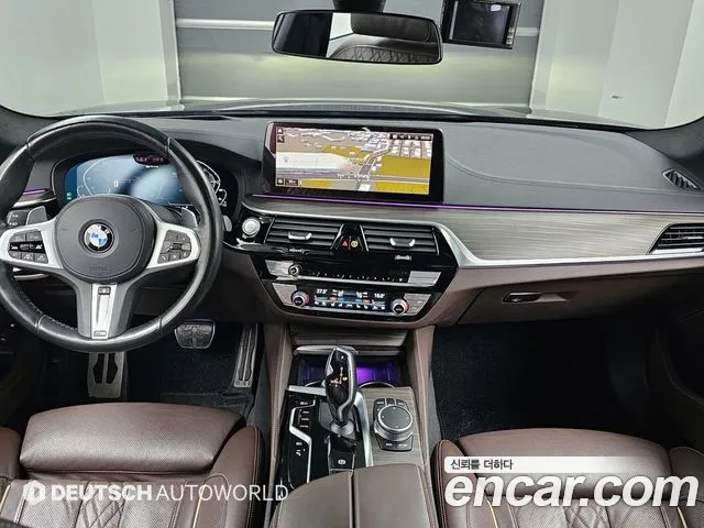 2021 BMW 5Series (G30) 530e M Sport Sold VIN WBA51AG01MCF60693 – photo 31