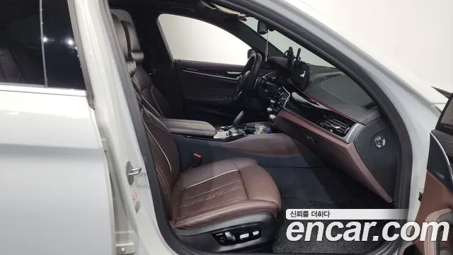 2022 BMW 5Series (G30) 530e M Sport Sold VIN WBA51AG03NCJ84755 – rear exterior 2022 BMW 5Series (G30) 530e M Sport Sold VIN WBA51AG03NCJ84755 – rear exterior