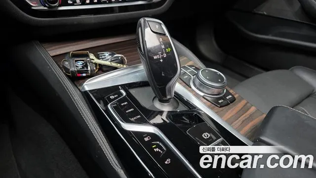 2022 BMW 5 Series (G30) 530e Luxury Sold VIN WBA51AG06NCK09096 – exterior detail