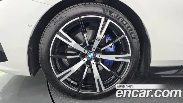 2024 BMW 5 Series (G60) 530i xDrive M Sport Sold VIN WBA51FJ03RCS62978 – photo 15