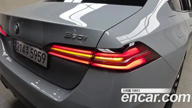 2024 BMW 5 Series (G60) 530i xDrive M Sport Sold VIN WBA51FJ08RCR56906 – interior seats 2024 BMW 5 Series (G60) 530i xDrive M Sport Sold VIN WBA51FJ08RCR56906 – interior seats