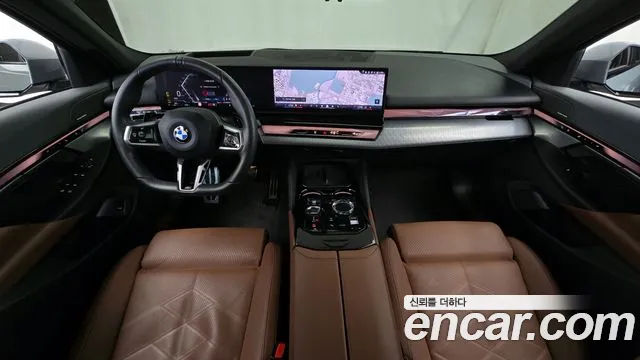 2024 BMW 5 Series (G60) 530i xDrive M Sport Sold VIN WBA51FJ0XRCP53841 – photo 22