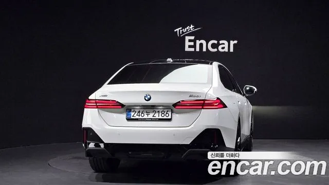 2025 BMW 5 Series (G60) 530i xDrive M Sport Sold VIN WBA51FJ0XSCV80134 – photo 19 2025 BMW 5 Series (G60) 530i xDrive M Sport Sold VIN WBA51FJ0XSCV80134 – photo 19