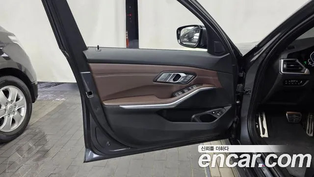 2022 Bmw 3series (G20) 330e M Sport Sold VIN WBA5P7100NFL92505 – front exterior