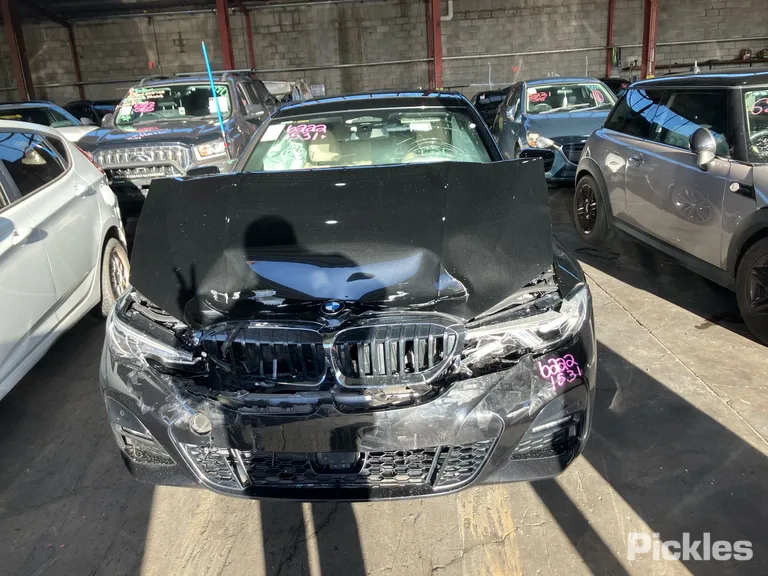 2019 BMW 3 Series Used VIN WBA5R12010FH41544 – interior seats