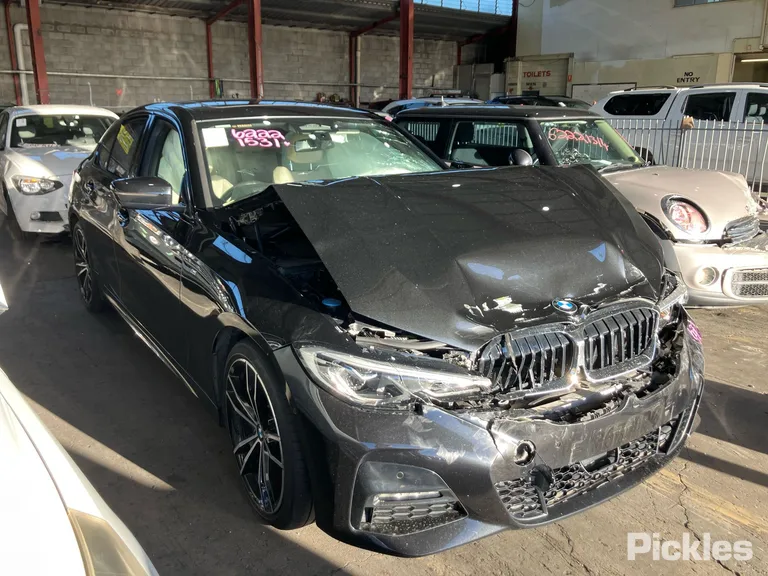 2019 BMW 3 Series Used VIN WBA5R12010FH41544 – photo 17