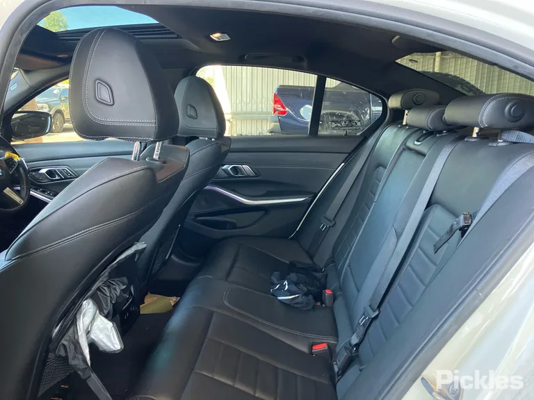 2019 BMW 3 Series Used VIN WBA5R12040AE79905 – engine bay