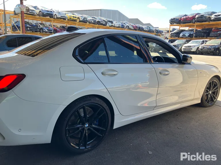 2019 BMW 3 Series Used VIN WBA5R12040AE79905 – photo 14