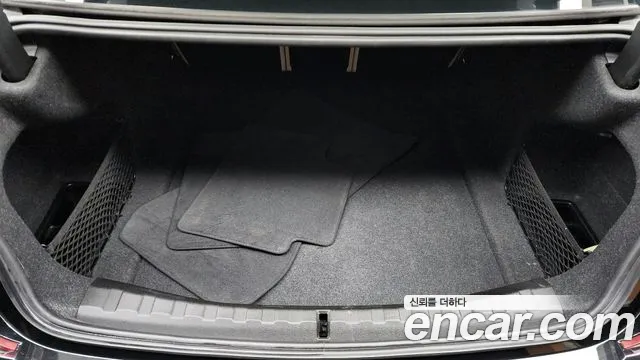 2019 BMW 3 Series (G20) 330i M Sport Sold VIN WBA5R3100KAE82350 – dashboard
