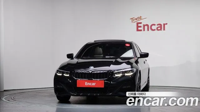 2019 BMW 3 Series (G20) 330i M Sport Sold VIN WBA5R3100KAE82350 – trunk area