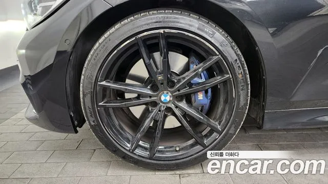 2019 BMW 3 Series (G20) 330i M Sport Sold VIN WBA5R3100KAE82350 – photo 16