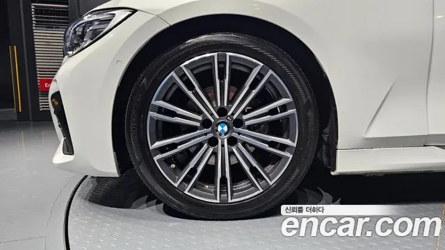 2019 BMW 3Series (G20) 320d M Sport VIN WBA5V5101KAJ52401