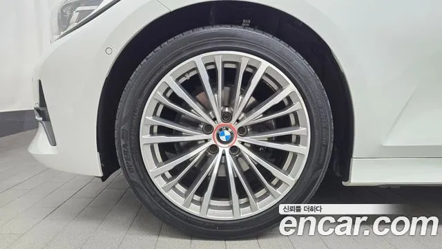 2019 BMW 3 Series (G20) 320d Luxury Sold VIN WBA5V5101KAJ53659 – photo 14 2019 BMW 3 Series (G20) 320d Luxury Sold VIN WBA5V5101KAJ53659 – photo 14