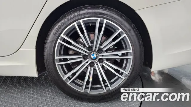 2021 BMW 3Series (G20) 320d M Sport Sold VIN WBA5V5102MFK20372 – photo 27