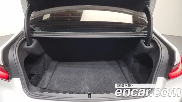 2019 BMW 3 Series (G20) 320d Sold VIN WBA5V510XKAJ58729 – side profile