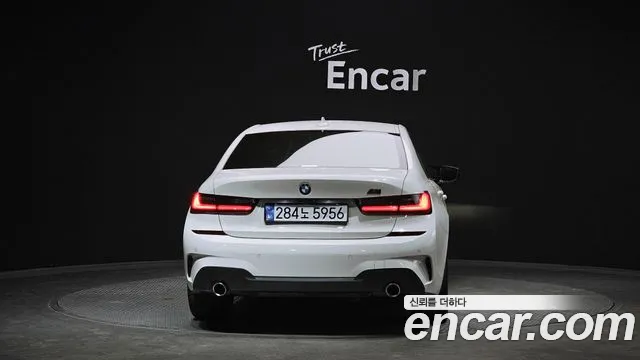 2021 BMW 3 Series (G20) 320i M Sport Sold VIN WBA5X5100MFK21823 – photo 17 2021 BMW 3 Series (G20) 320i M Sport Sold VIN WBA5X5100MFK21823 – photo 17