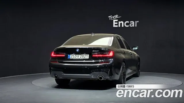 2022 BMW 3 Series (G20) 320i M Sport Sold VIN WBA5X5101NFL80335 – trunk area