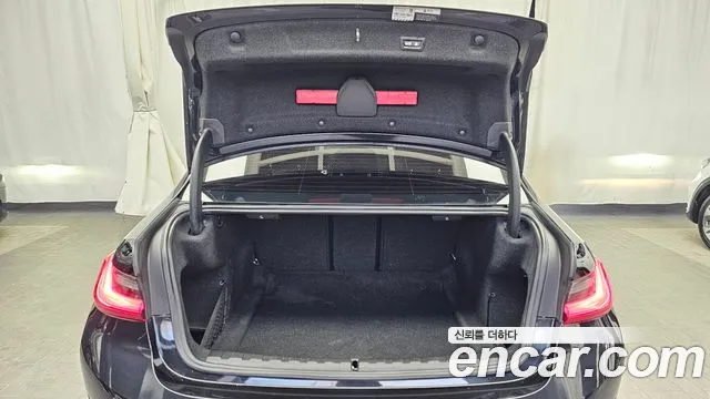 2021 BMW 3Series (G20) 320i Luxury Sold VIN WBA5X5107MFK93313 – interior seats