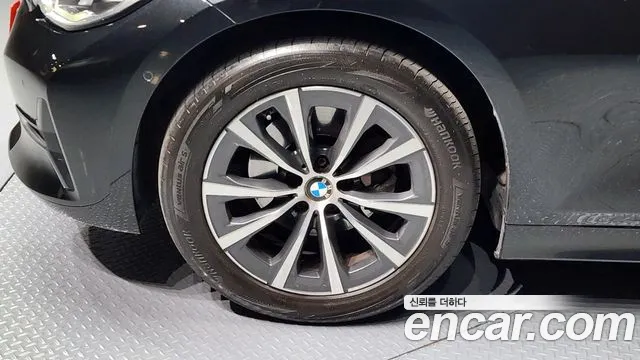 2021 BMW 3 Series (G20) 320i Sold VIN WBA5X5108MFK71224 – photo 12