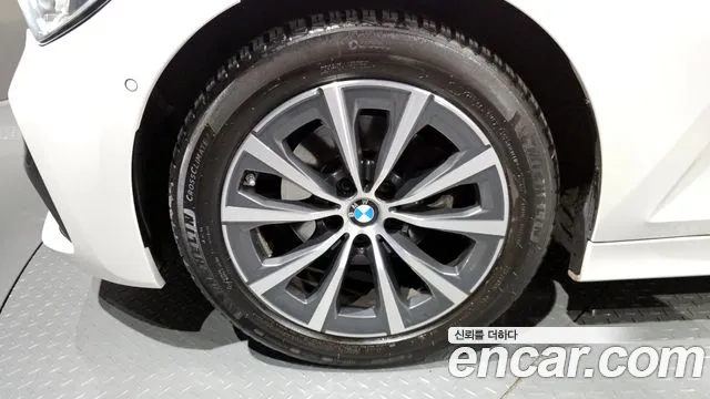 2022 BMW 3 Series (G20) 320i – VIN WBA5X5108NFM03920 2022 BMW 3 Series (G20) 320i VIN WBA5X5108NFM03920
