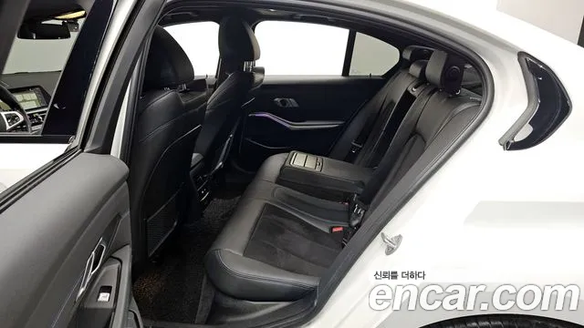 2022 BMW 3 Series (G20) 320i M Sport Sold VIN WBA5X5108NFM38814 – photo 11
