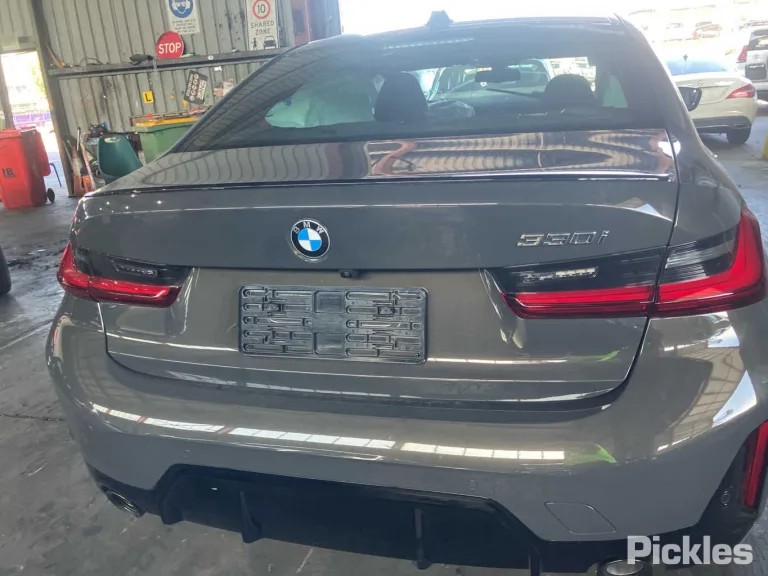 2025 BMW 3 Series Damaged VIN WBA60FF0208F64948 – photo 23 2025 BMW 3 Series Damaged VIN WBA60FF0208F64948 – photo 23