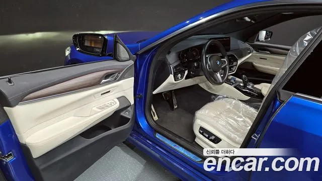 2021 Bmw 6series Gt (G32) 630i Xdrive M Sport Sold VIN WBA61CC02MCF56058 – front exterior