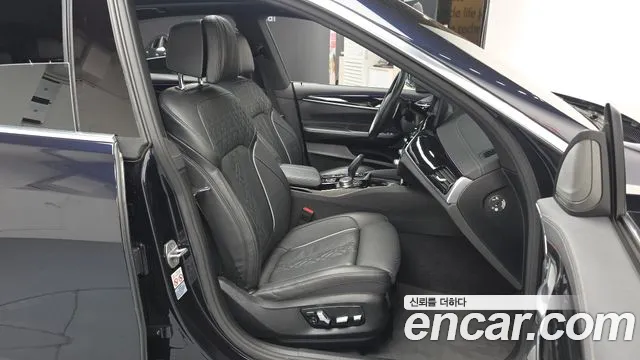 2021 BMW 6Series GT (G32) 630i xDrive M Sport Sold VIN WBA61CC03MCG61384 – photo 11