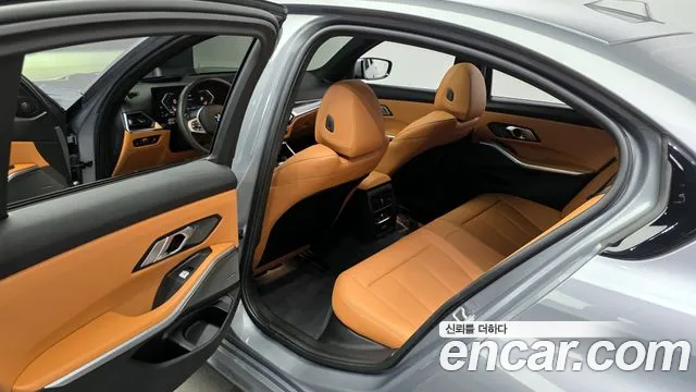 2024 BMW 3Series (G20) 320i M Sport Sold VIN WBA61FS02RFT65181 – trunk area