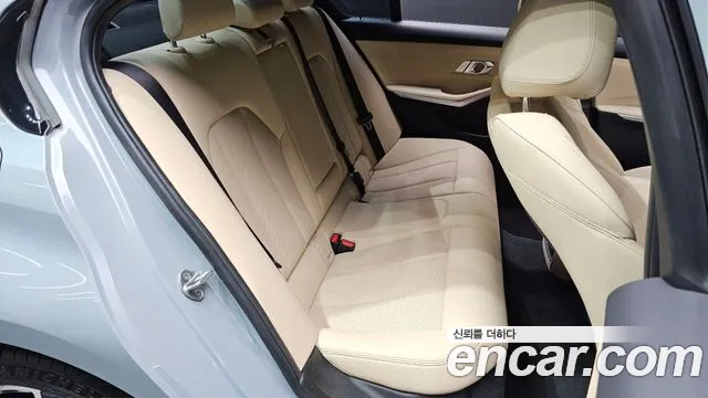 2023 BMW 3Series (G20) 320i M Sport Sold VIN WBA61FS05PFP35990 – interior seats