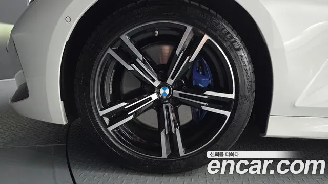 2024 BMW 3 Series (G20) 320i M Sport Sold VIN WBA61FS05RF098057 – dashboard 2024 BMW 3 Series (G20) 320i M Sport Sold VIN WBA61FS05RF098057 – dashboard