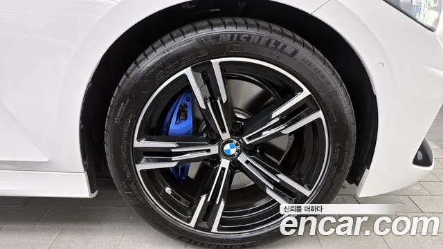2024 BMW 3 Series (G20) 320i M Sport Sold VIN WBA61FS0XRFR52907 – photo 14 2024 BMW 3 Series (G20) 320i M Sport Sold VIN WBA61FS0XRFR52907 – photo 14