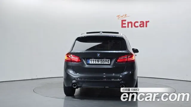 2021 BMW 2 Series Active Tourer (F45) Luxury Sold VIN WBA6T9106M7G37895 – dashboard